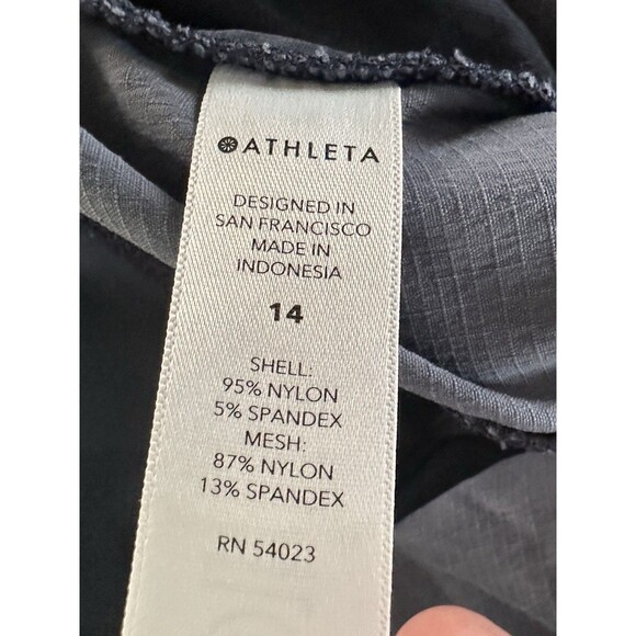 Athleta Trekkie North Printed Short Lynx Navy Sold Out Womens  14 Blue‎ Pockets - Picture 9 of 16